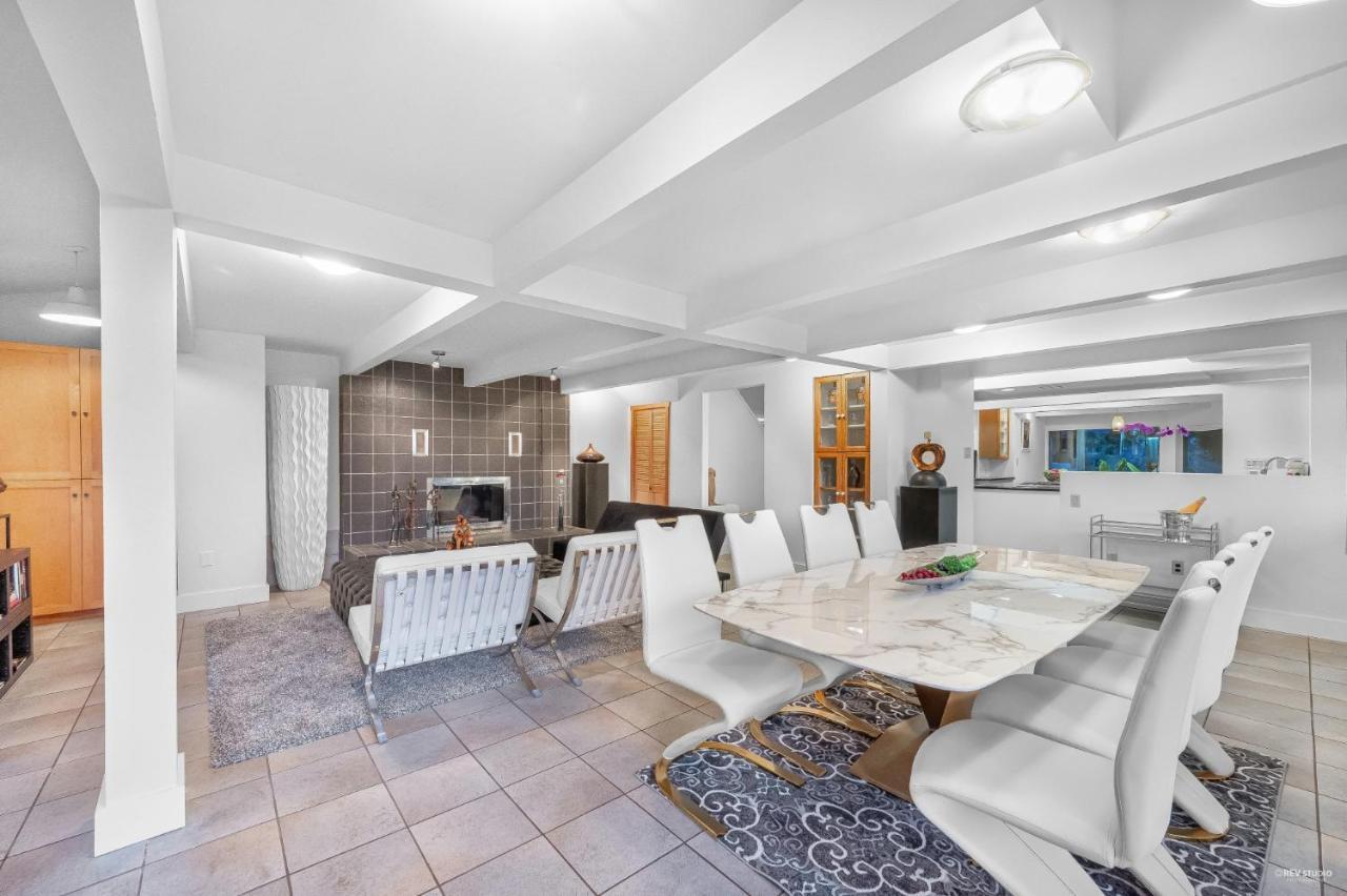 Seymour Private Bedroom, Ensuite Bathroom With Shared Pool, Hot Tub With Views North Vancouver Zewnętrze zdjęcie
