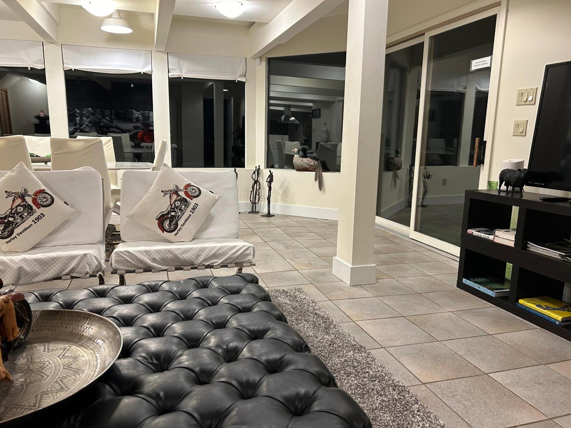 Seymour Private Bedroom, Ensuite Bathroom With Shared Pool, Hot Tub With Views North Vancouver Zewnętrze zdjęcie