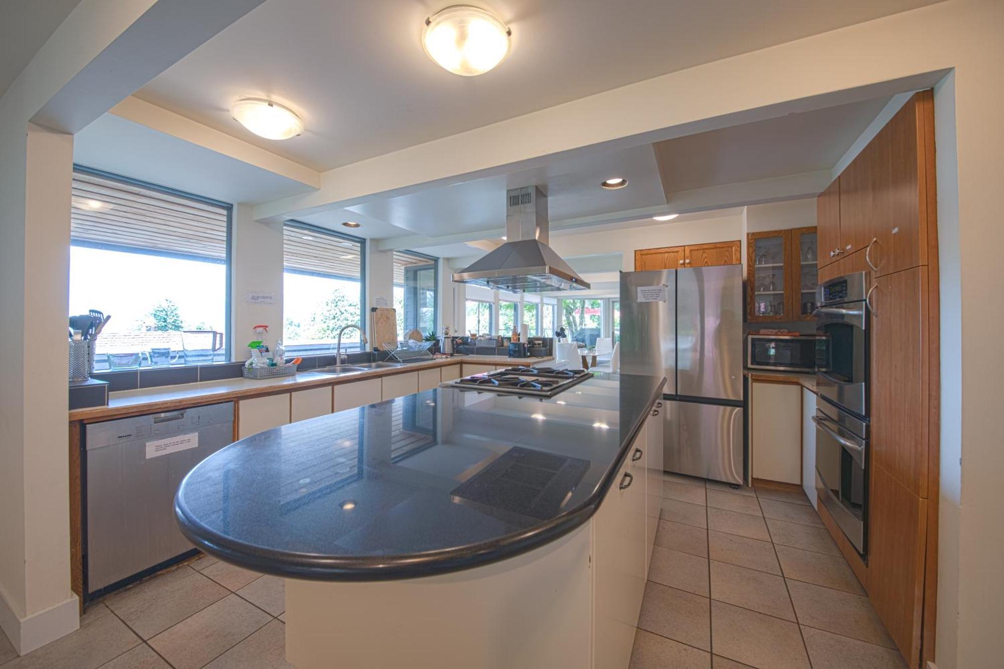 Seymour Private Bedroom, Ensuite Bathroom With Shared Pool, Hot Tub With Views North Vancouver Zewnętrze zdjęcie