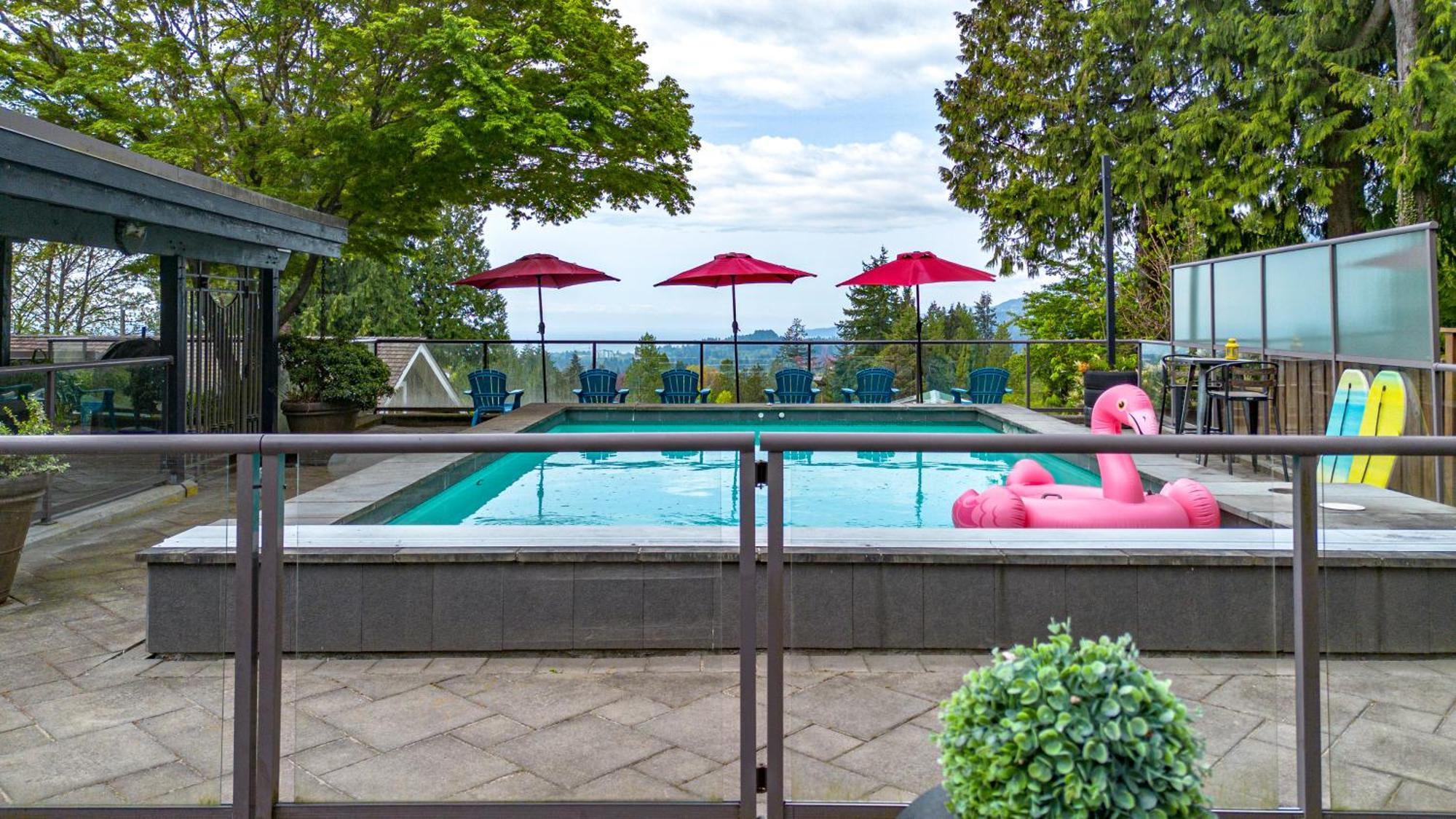 Seymour Private Bedroom, Ensuite Bathroom With Shared Pool, Hot Tub With Views North Vancouver Zewnętrze zdjęcie